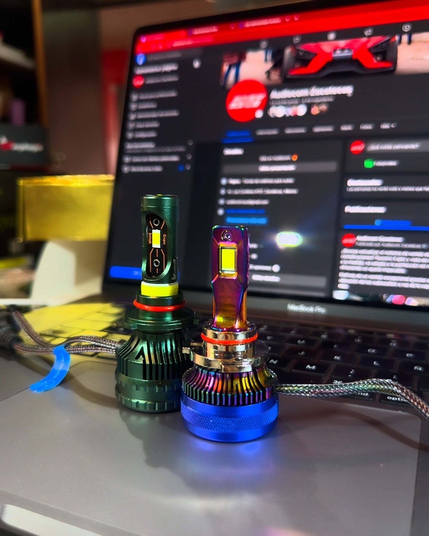 Par de luces LED Automotriz, Modelo Vega de 32,000 Lumenes.