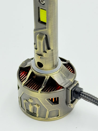 Par de luces LED Automotriz, Modelo Falcon de 70,000 Lumenes.